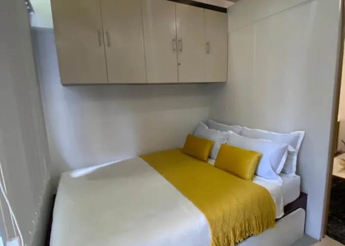 Mgs Shore 2 Residences * Manila